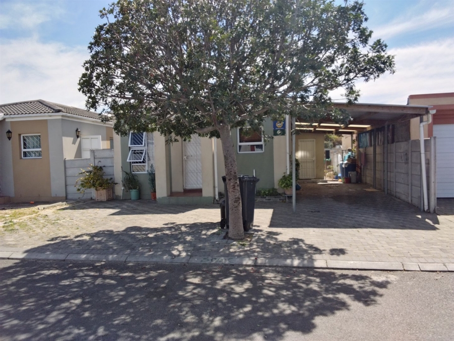 4 Bedroom Property for Sale in The Connifers Western Cape